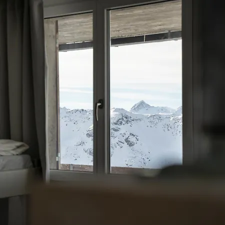 Pischa Mountain Hotell *