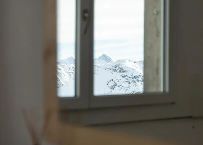 Hotel Pischa Mountain